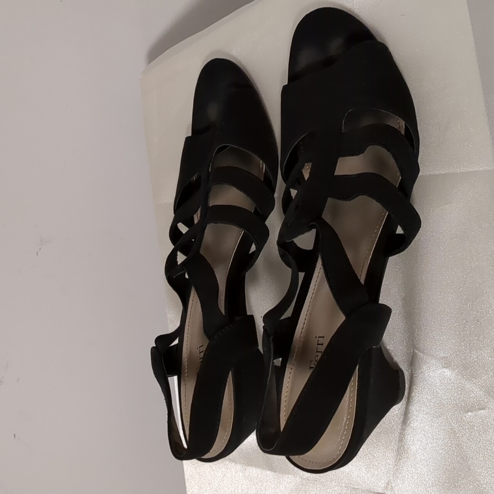Luca ferri Lace Up Low Heel